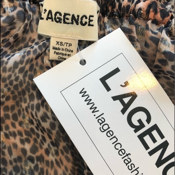 L’AGENCE Lilia Off Shoulder Top NWT Size XS - Picture 16 of 16